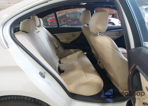 2017 BMW 330I xDrive из США, поврежденный, VIN WBA8D9G3XHNU64288